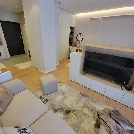 Argen Apartment *